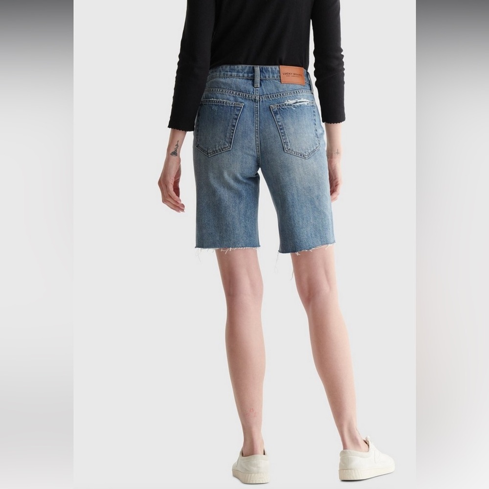 Lucky Brand • High Rise Bermuda Shorts - Picture 3 of 8